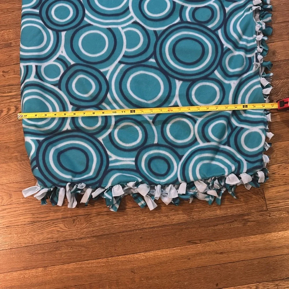 Teal Circle Patterned Blanket with Knotted Fringe Edges